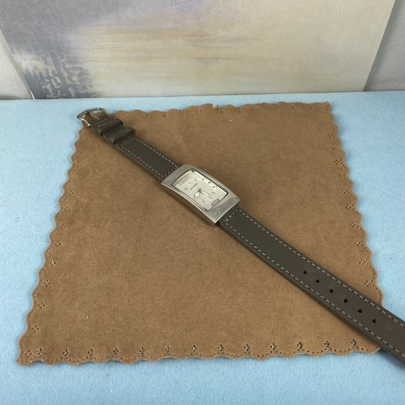 Vintage Arnette Stainless Steel Sports Watch - Picture 4 of 7